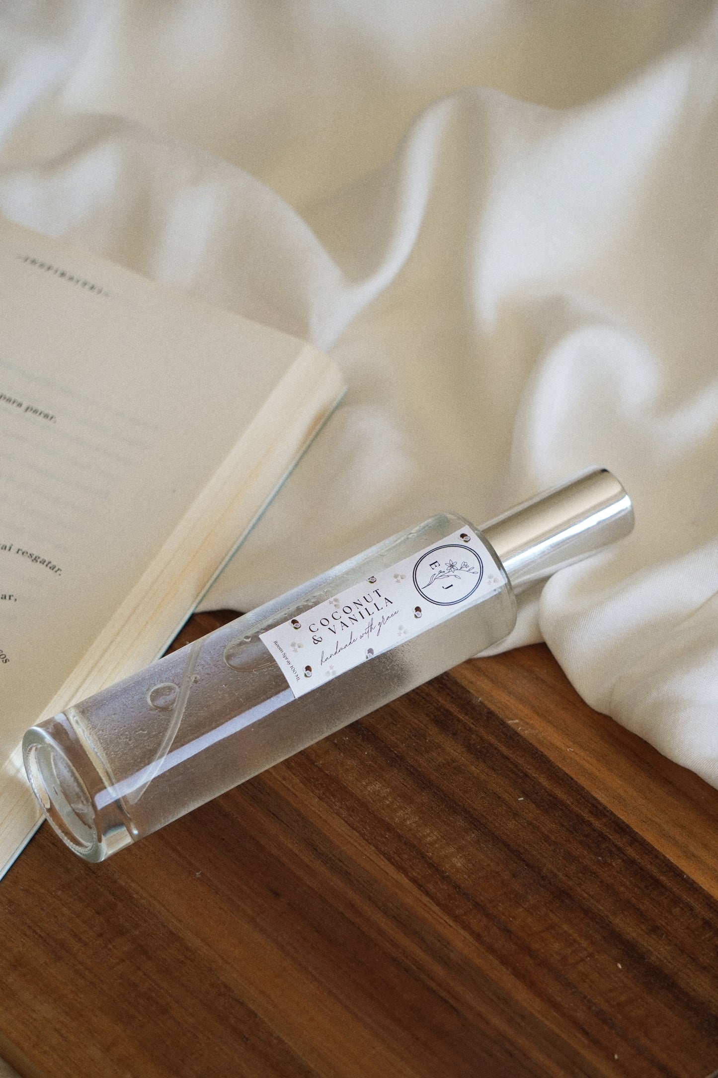 COCONUT & VANILLA Spray