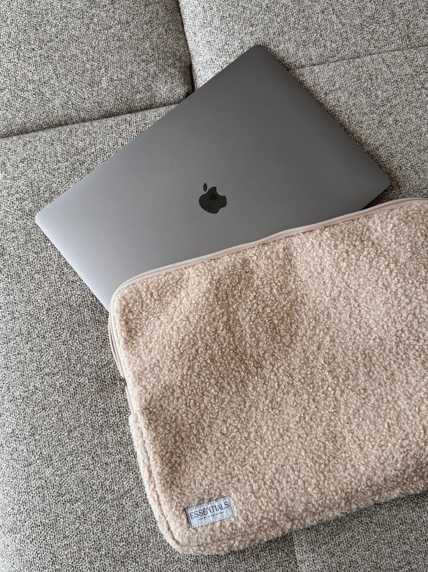 TEDDY LATTE Laptop Bag In - Silver Edition