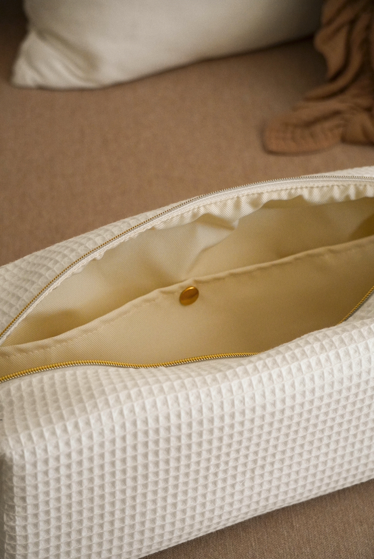 WAFFLE CREAM Hair Tool Bag