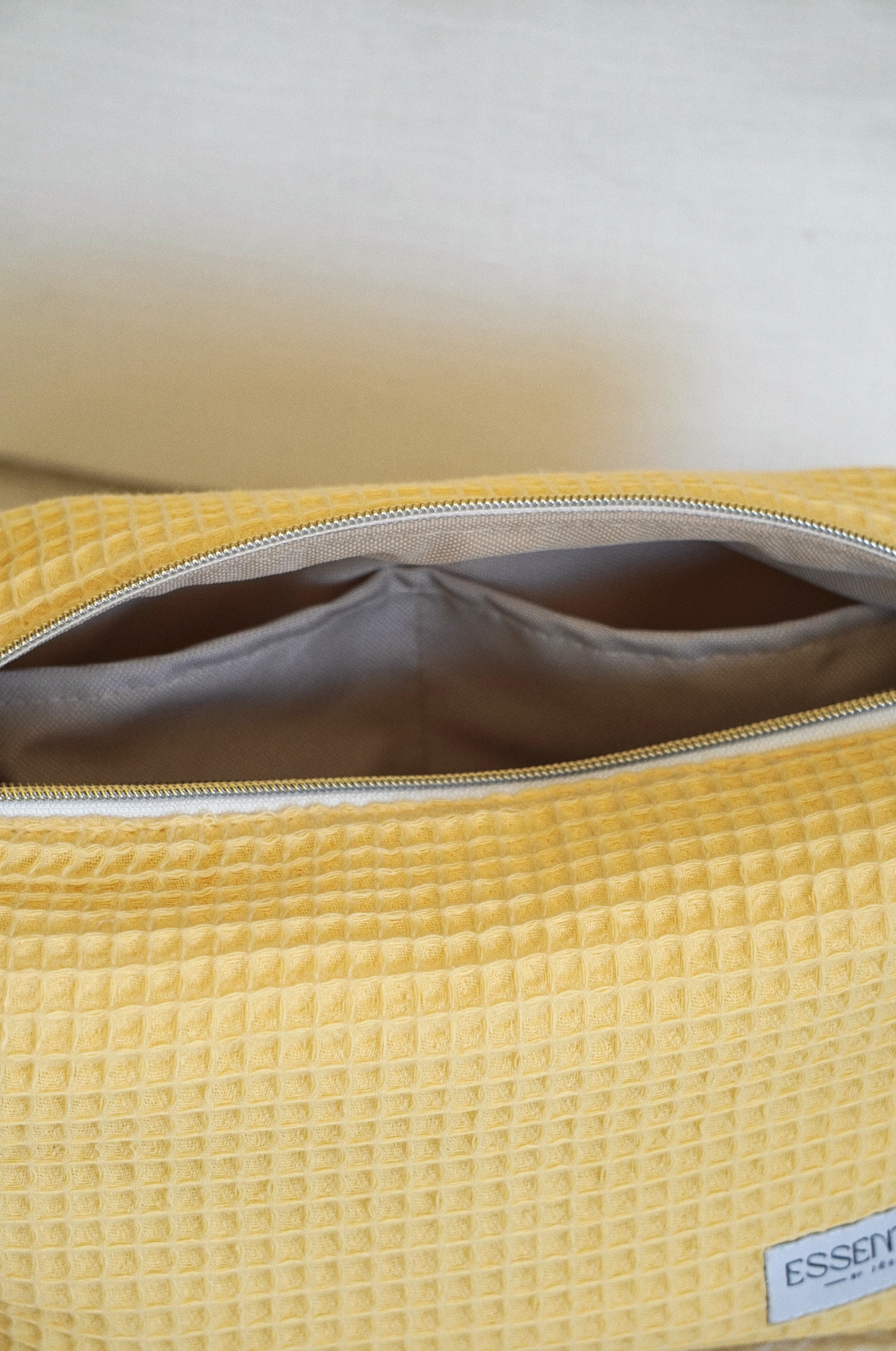 WAFFLE BUTTER Medium Bag