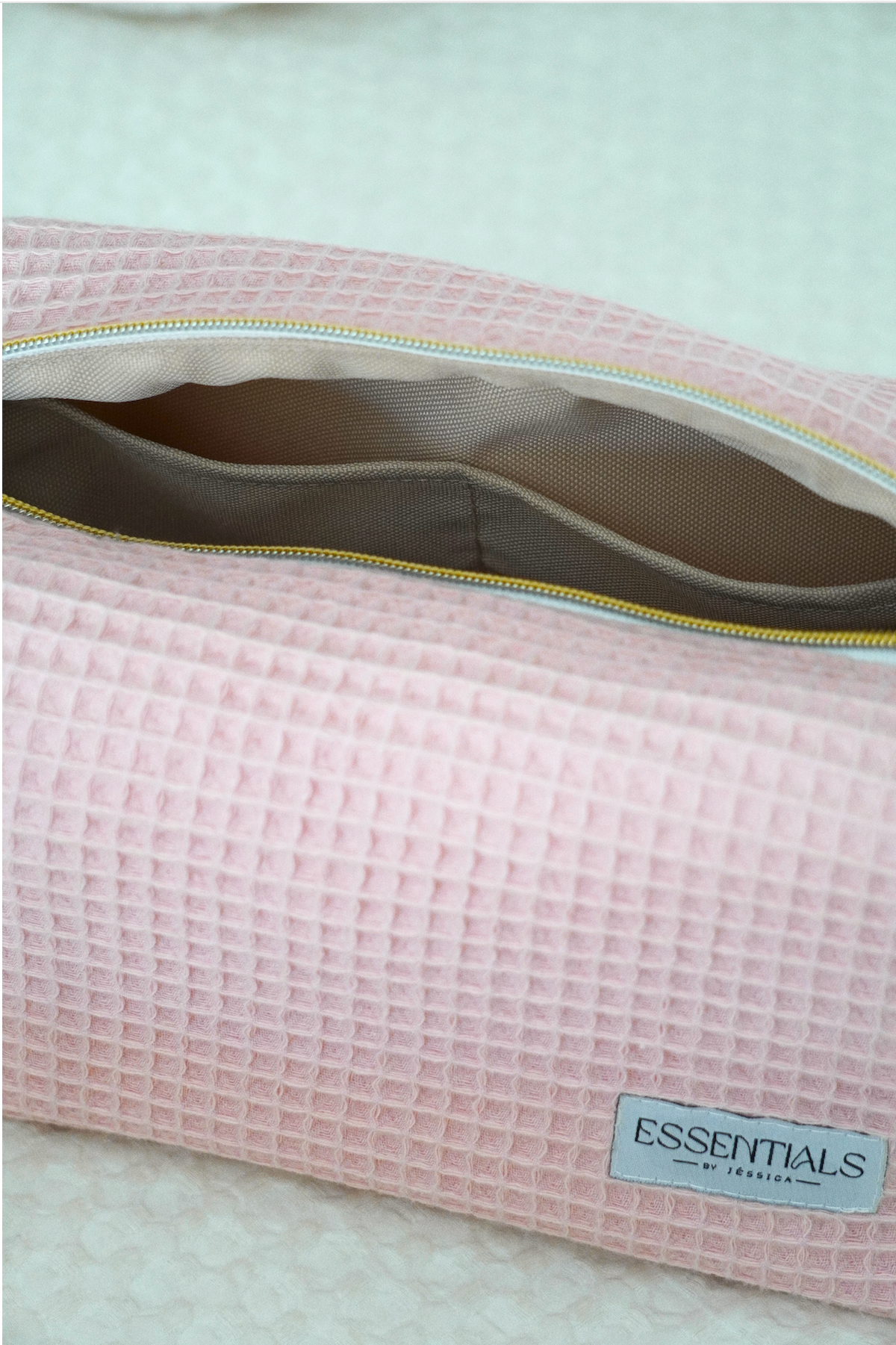 WAFFLE ROSE Medium Bag