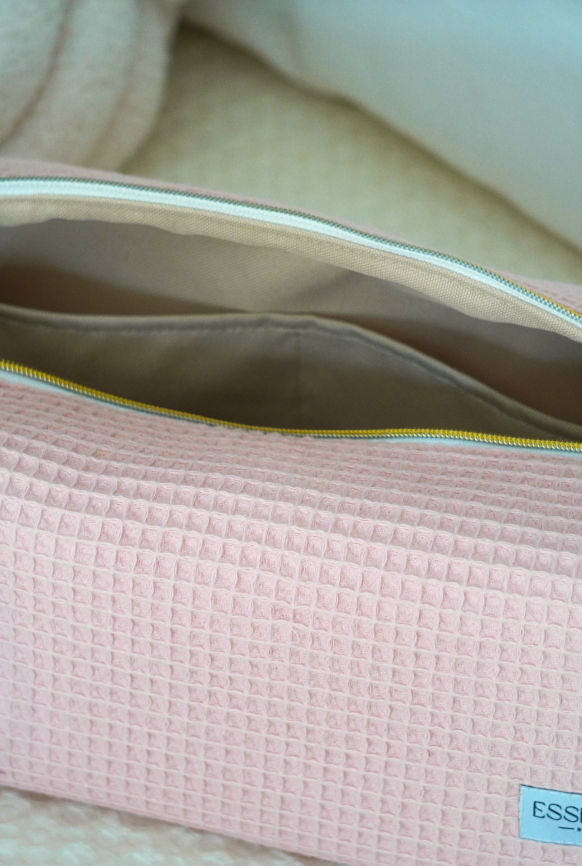 WAFFLE ROSE Hair Tool Bag