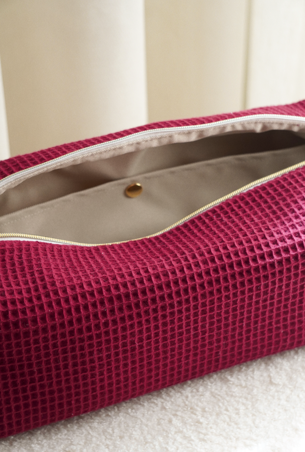 WAFFLE CHERRY Hair Tool Bag