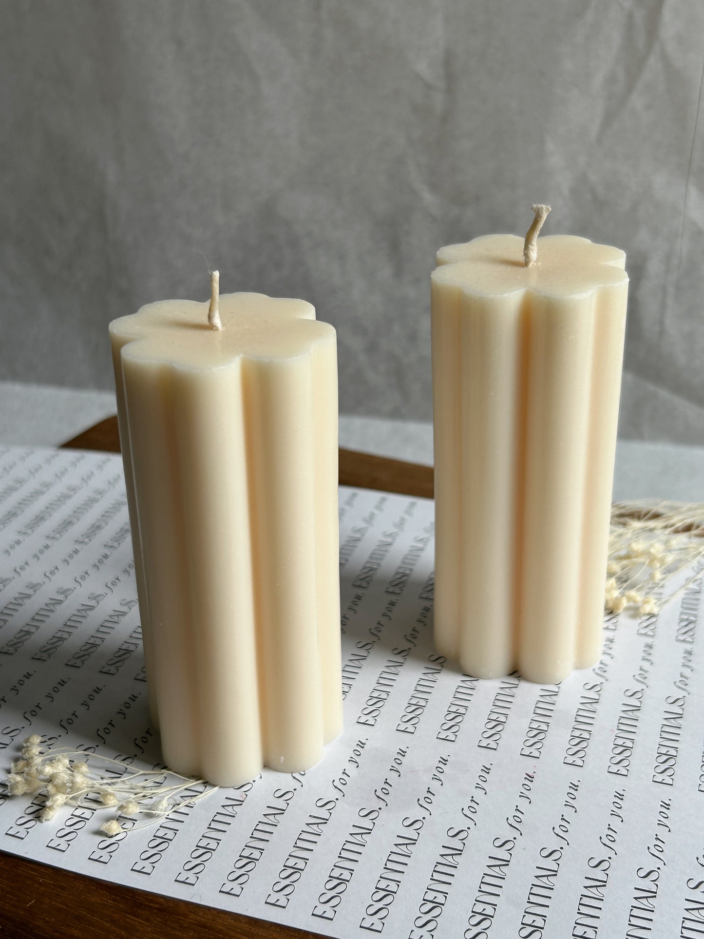 FLOWER PILLAR Candle