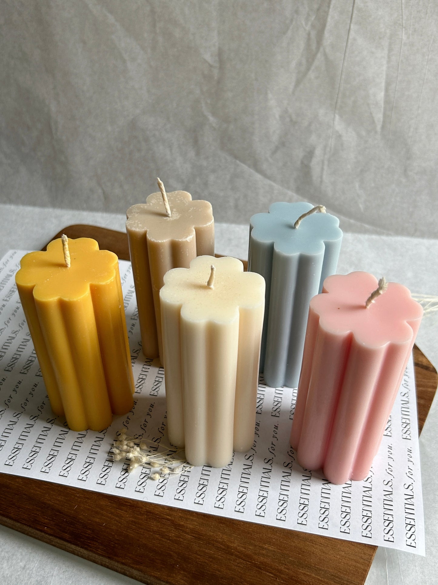 FLOWER PILLAR Candle