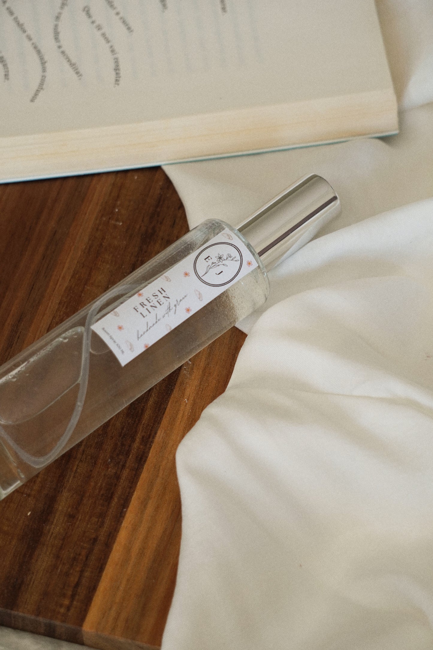 FRESH LINEN Spray