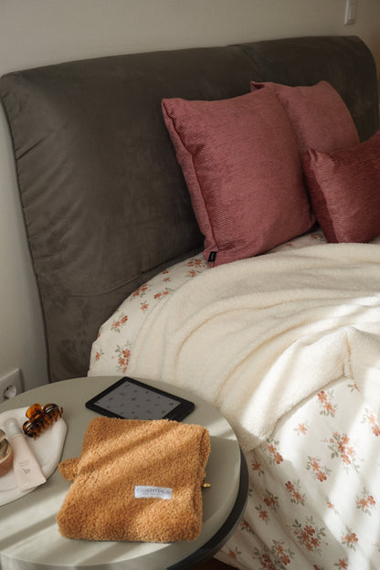 TEDDY CARAMEL Reader Bag