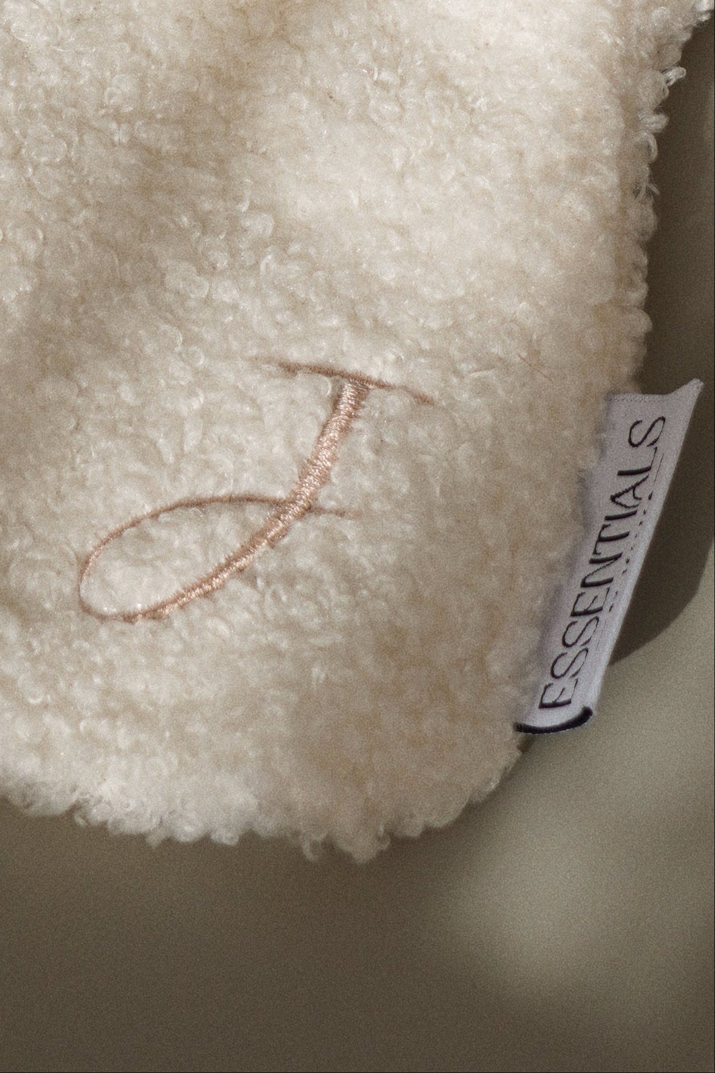 TEDDY CREAM Wallet Bag