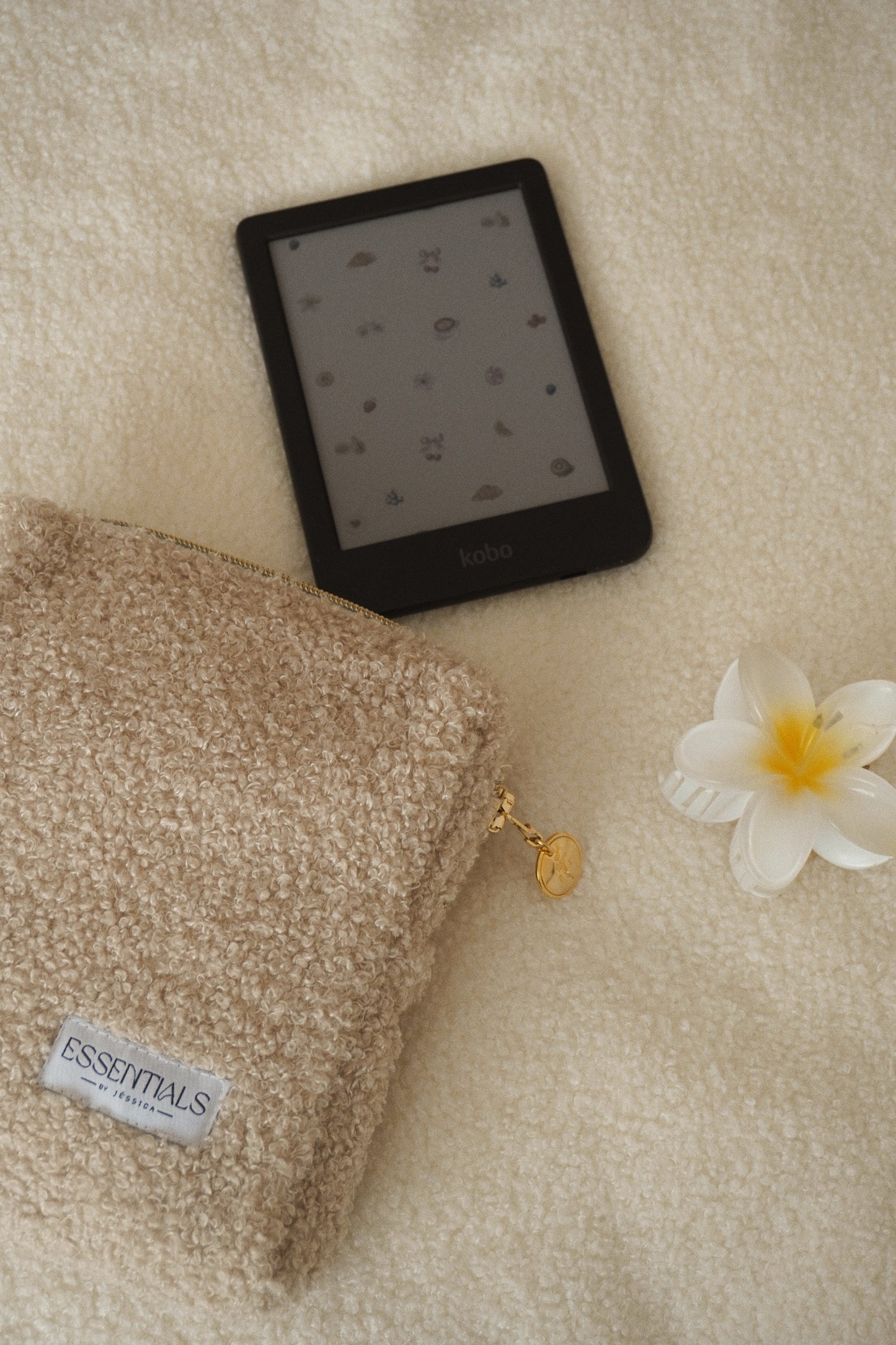 TEDDY LATTE Reader Bag