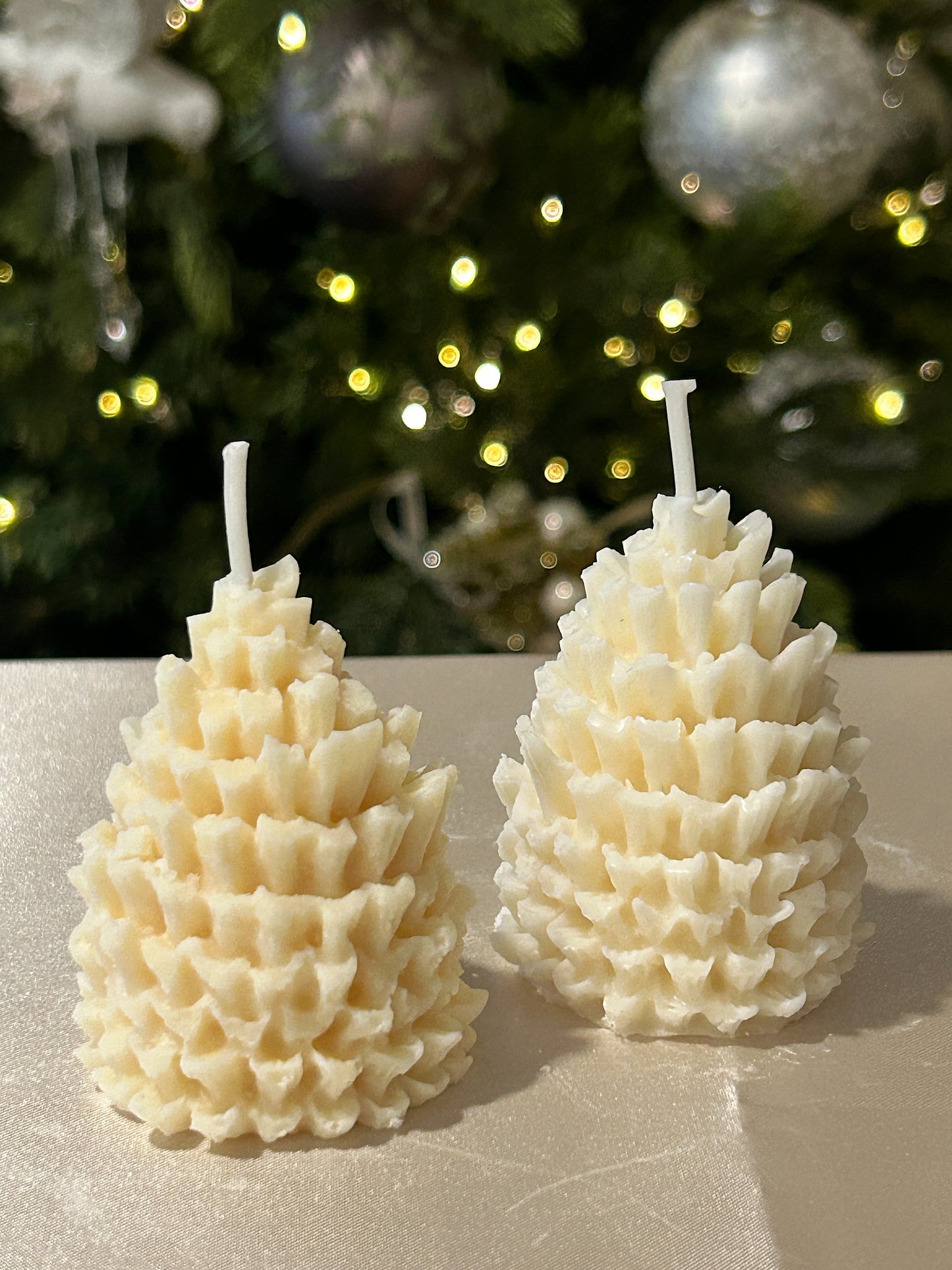 PINE CONE Candle